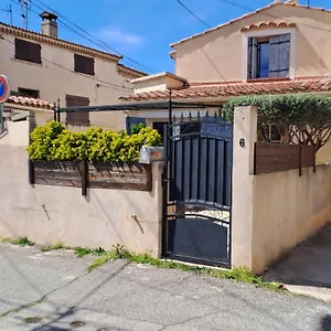 Maison De Village - La Couronne Hébergement de vacances